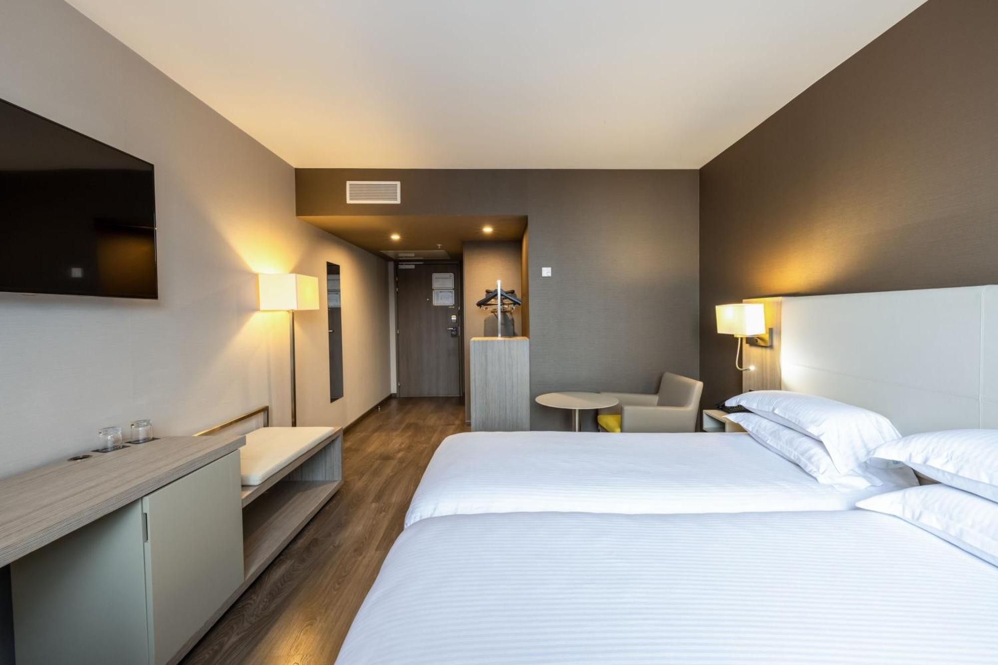 Ac Hotel By Marriott Marseille Prado Velodrome Exteriér fotografie